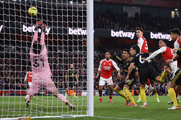 Arsenal vs Manchester United Review: Senne Lammens makes a close range save from a header by Martín Zubimendi during the Premier League match between Arsenal and Manchester United at the Emirates Stadium on January 25, 2026.