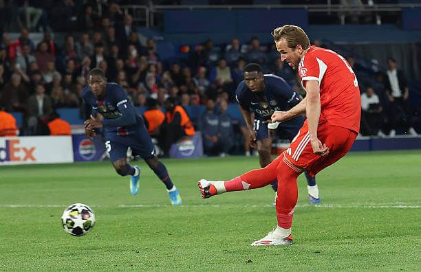 PSG vs Bayern Munich Review: Harry Kane scores from the penalty spot during the UEFA Champions League 2025/26 Semi Final First Leg match between PSG and Bayern Munich at Parc des Princes on April 28, 2026.