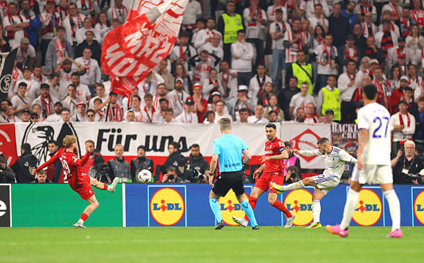 Freiburg vs Aston Villa Review: Emi Buendia scores during the UEFA Europa League final between Freiburg and Aston Villa at Besiktas Park on May 20, 2026.