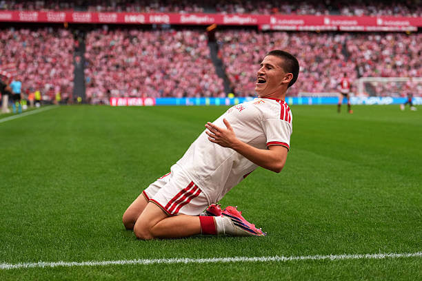 La Liga Roundup, Matchday 2: Oso celebrates his goal during the LaLiga 2026/27 match between Athletic Bilbao and Sevilla at Estadio de San Mames on August 22, 2026.