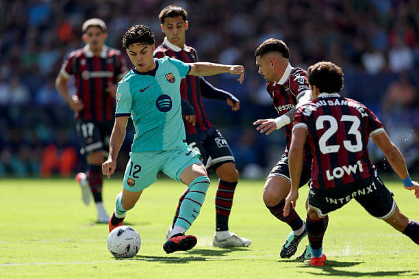 Levante vs Barcelona Review: Xavi Espart scores during the LaLiga 2026/27 match between Levante and Barcelona at Ciutat de Valencia on September 13, 2026.