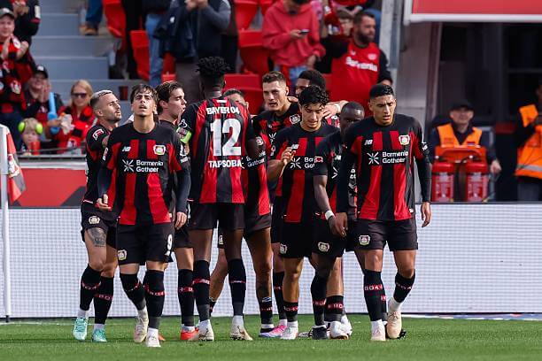 Bundesliga Roundup, Matchday 4: Bayer Leverkusen players celebrate during the Bundesliga match between Bayer Leverkusen and RB Leipzig at the BayArena on September 20, 2026.
