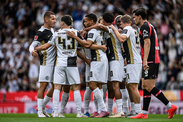Bundesliga Roundup, Matchday 1: Elversberg players celebrate during the Bundesliga 2026/27 match between Elversberg and Bayer Leverkusen at Ursapharm-Arena on August 29, 2026.