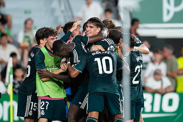 Elche vs Real Madrid Review: Carlos Espi celebrates his goal with his teammates during the LaLiga match between Elche and Real Madrid at Estadio Manuel Martinez Valero on September 15, 2026.