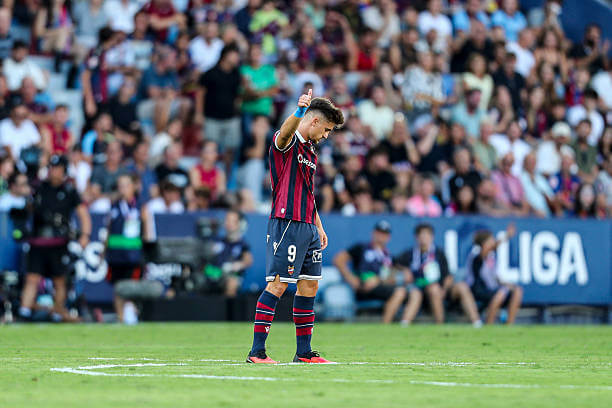 Levante vs Barcelona Review: Ivan Romero celebrates during the LaLiga 2026/27 match between Levante and Barcelona at Ciutat de Valencia on September 13, 2026.