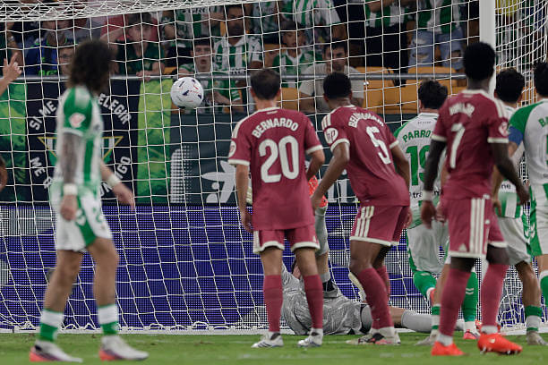 Betis vs Real Madrid Review: Troy Parrott scores during the LaLiga 2026/27 match between Real Betis and Real Madrid at Estadio La Cartuja on September 4, 2026.