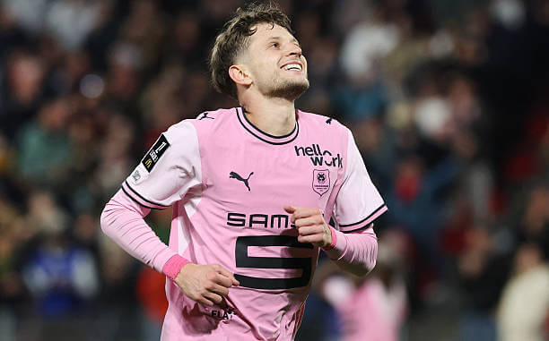 Ligue 1 Roundup, Matchday 8: Sebastian Szymanski celebrates his goal during the Ligue 1 match between Rennes and Strasbourg at the Roazhon Park stadium on October 25, 2026.