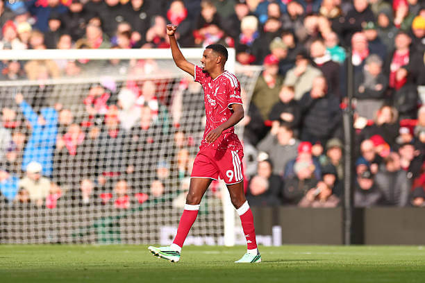 Premier League Roundup, Matchday 8: Alexander Isak celebrates during the Premier League 2026/27 match between Liverpool and Brighton at Anfield on October 25, 2026.