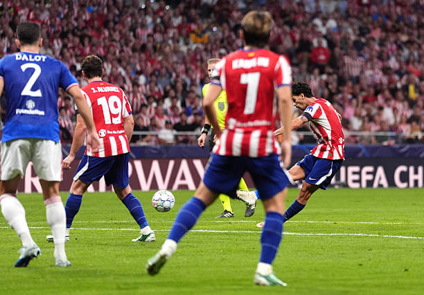 Atletico Madrid vs Manchester United Review: Johnny Cardoso scores a goal that was later disallowed during the UEFA Champions League 2026/27 League Phase MD2 match between Atletico Madrid and Manchester United at the Metropolitano on October 13, 2026.