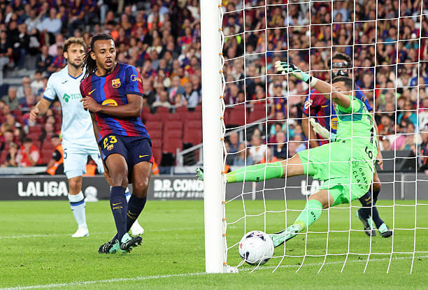 Barcelona vs Getafe Review: Jules Kounde scores during the LaLiga 2026/27 match between Barcelona and Getafe at the Camp Nou on October 10, 2026.