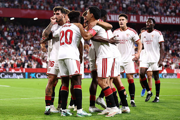 La Liga Roundup, Matchday 10: Isaac Romero celebrates his goal with his teammates during the LaLiga 2026/27 match between Sevilla and Osasuna at Estadio Ramon Sanchez Pizjuan on October 26, 2026.